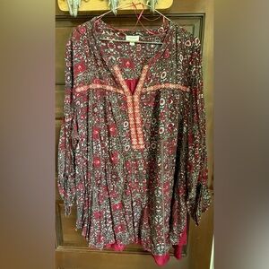 Avenue Plus Long Sleeved Red Print Tunic